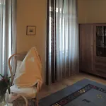 Alte Zinshaus Apartment *