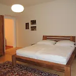 Alte Zinshaus Apartment Knittelfeld