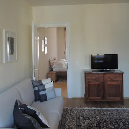 Alte Zinshaus Apartament