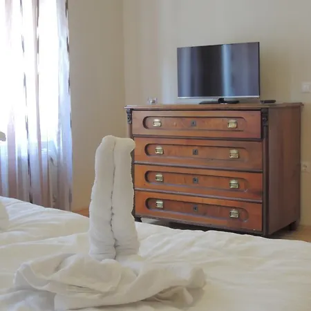 Apartament Alte Zinshaus